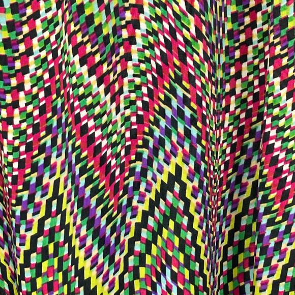 NWOT NEESHA Dress M/L Geo Halter Cross Back Smocked Maxi Stretch Multicolor - Picture 5 of 8